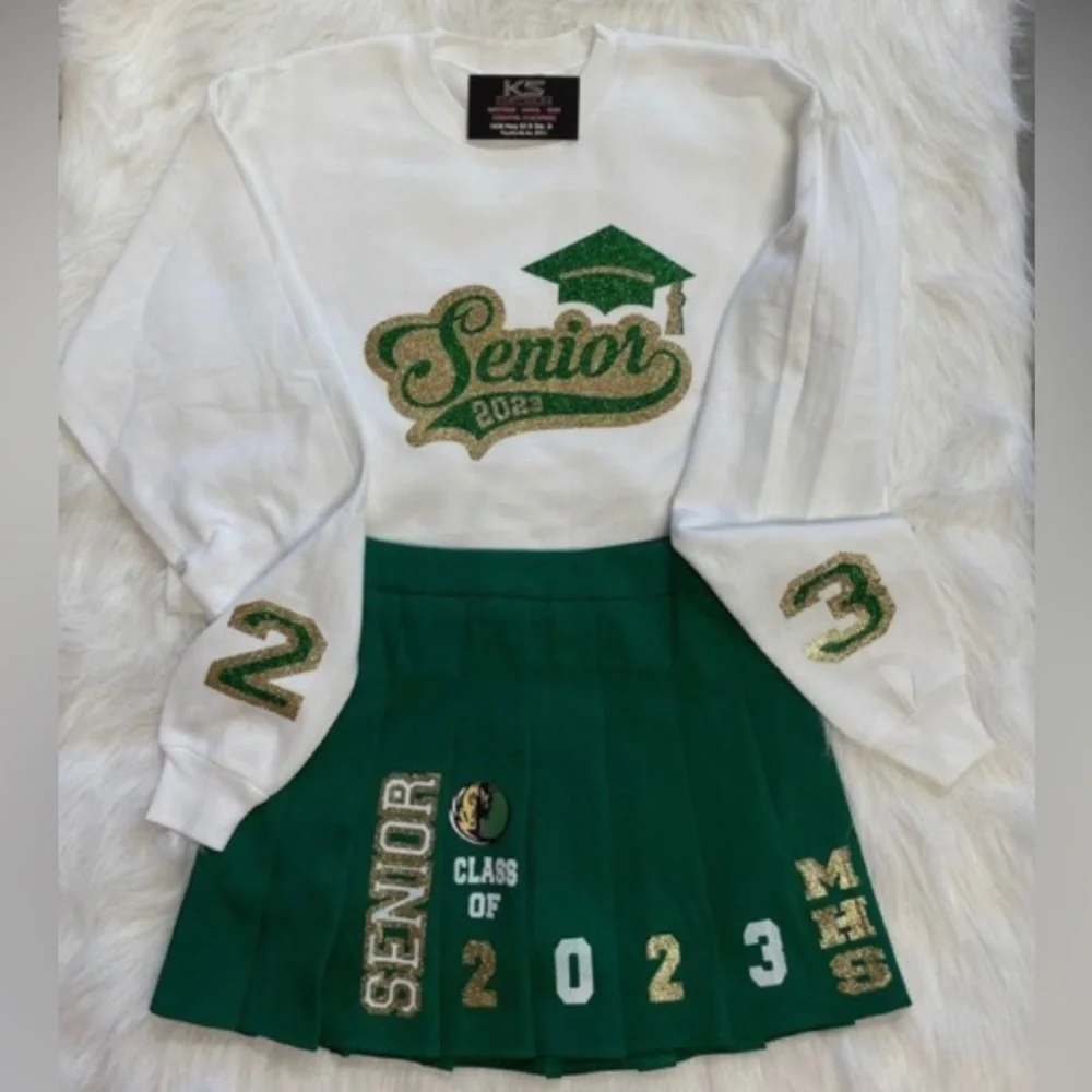 Graduate Set - Picture 5 of 8